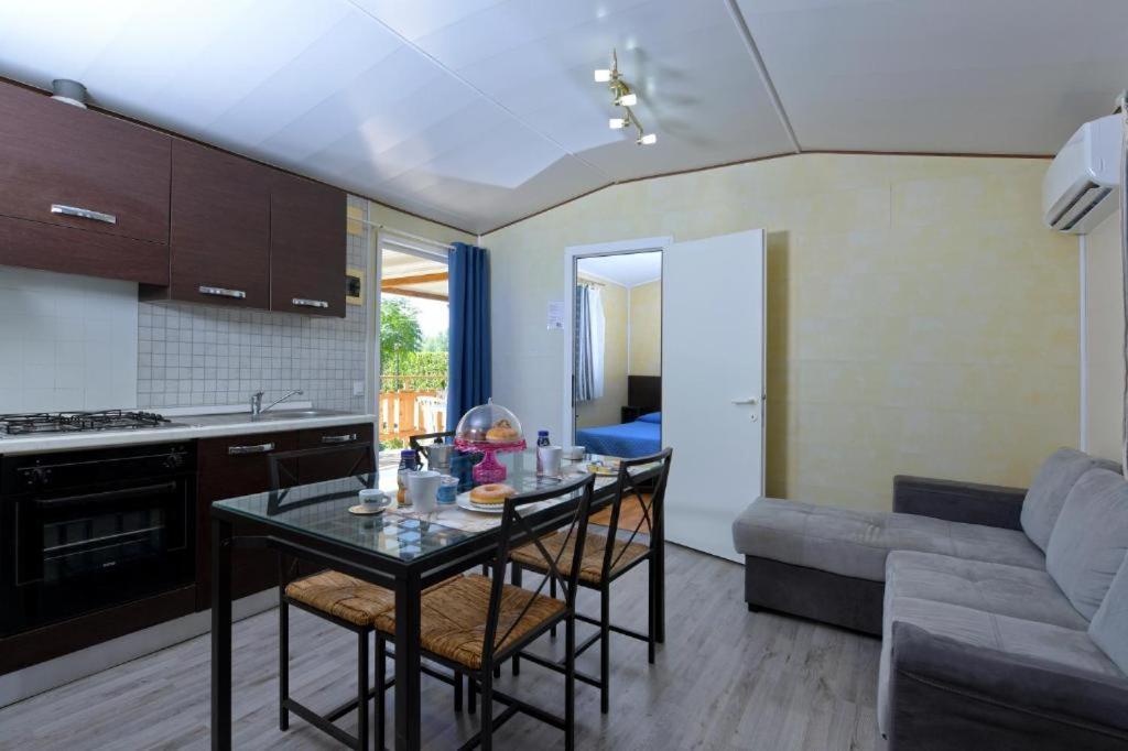 Camping Village Tuscia Tirrenica Тарквиния Экстерьер фото